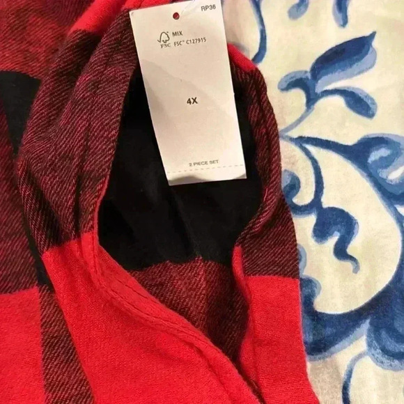 Old Navy Women’s red and black buffalo plaid flannel pajamas size 4X, NWT - Picture 6 of 6